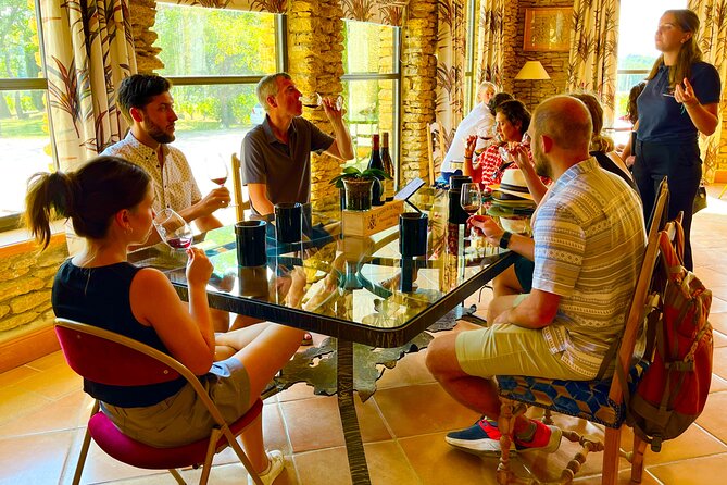 Wines From Châteauneuf-Du-Pape and Surrounding Areas in Half a Day - Meeting and Ending Points