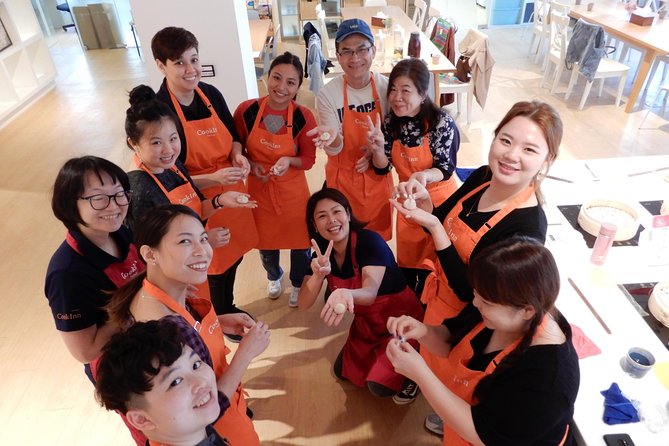 Xiao Long Bao & Boba Tea Cooking Class in Taipei - Transportation Options