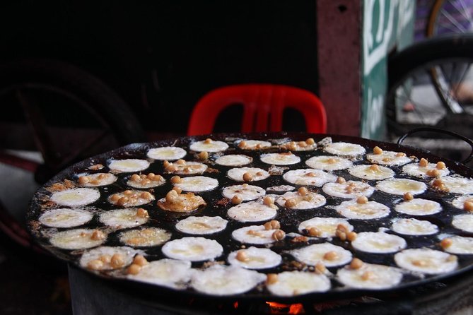 Yangon Evening Street Food and Market Walking Tour - Meeting and Pickup