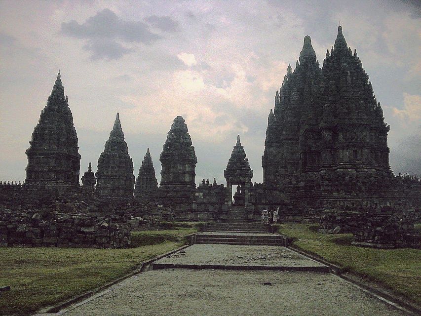 Yogyakarta: Borobudur, Prambanan & Mount Merapi - Prambanan Temple Discovery