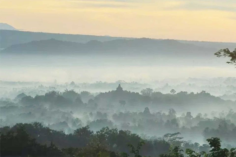 Yogyakarta: Borobudur Sunrise & Prambanan Temple Guided Tour - Duration and Group Size