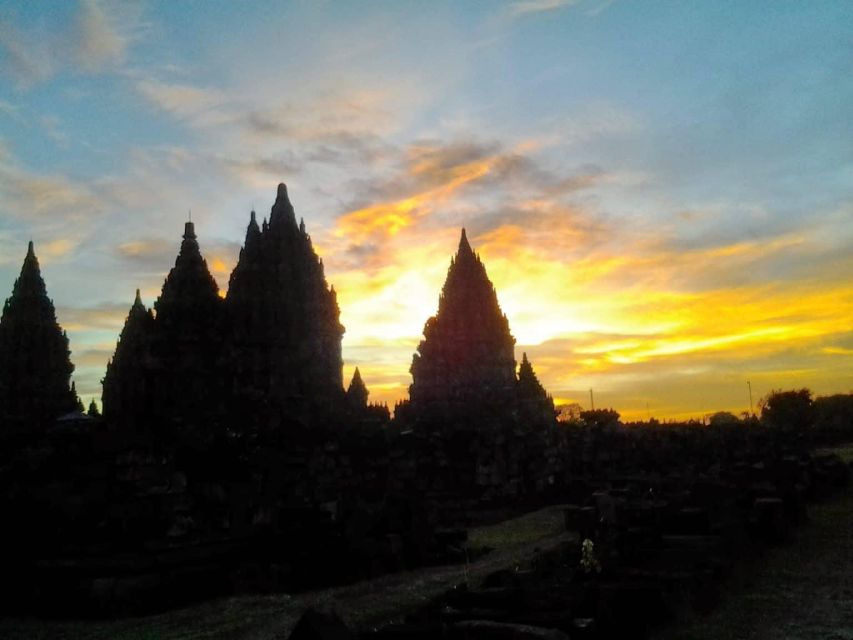 Yogyakarta: Prambanan Temple Sunset With Expert Local Guide - Whats Included in the Tour