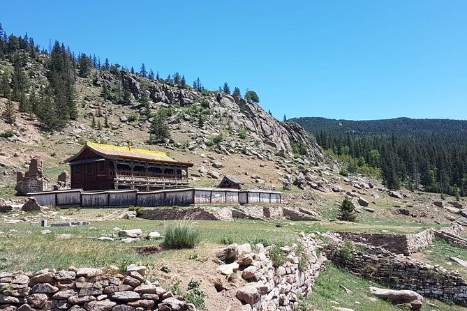 1 Day Manzushir Monastery & Hiking to Tsetsee Gun (Bogd Khan Summit) - What to Bring