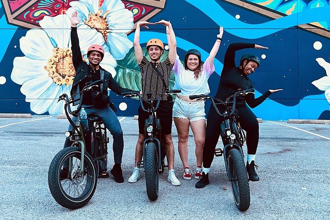 2 Hour Dallas Night Sightseeing E-Scooter Tour - Explore Dallas at Night
