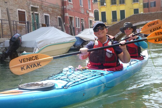 2 Hour Venice Canal Kayak Tour - Premium Experience by Day - Kayak Equipment and Photo Service