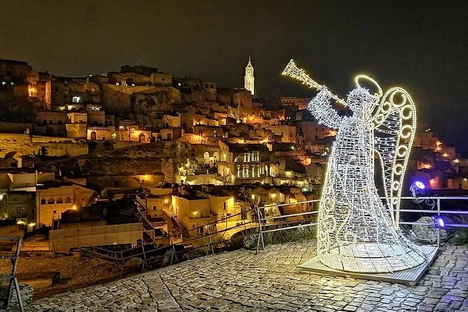 2h Night Walking Tour With Guide and Entrance Fees in Matera - Furnished Cave Houses