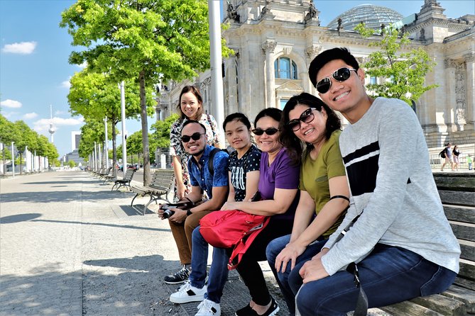 5hours: Guide, Chauffeur & Photographer in Berlin Private Tour - Ideal Audience
