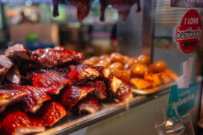 A Taste of Singapore: Hawker Center Private Customized Food Tour - Tour Accessibility and Considerations
