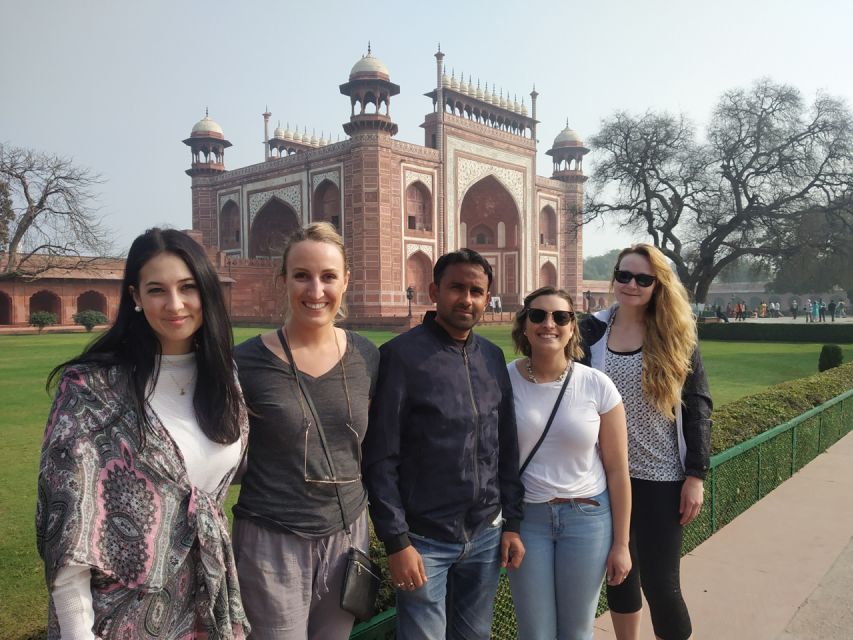 Agra: City Tour With Taj Mahal, Mausoleum, & Agra Fort Visit - Exploring Agra Fort