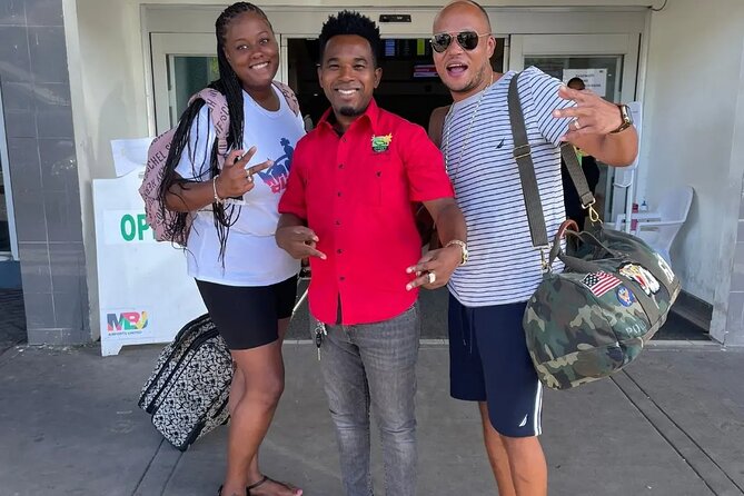 Airport Transfer Montego Bay: Riu Montego / Reggae / Palace - Drivers and Their Expertise