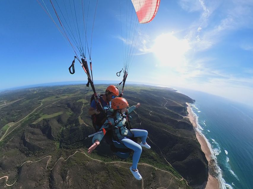 Algarve Coast: Scenic Paragliding Experience - Availability and Duration Information