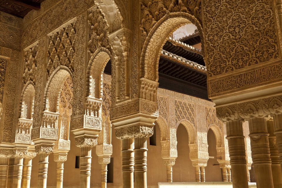 Alhambra, Nasrid Palaces, and Generalife 3-Hour Guided Tour - Customer Reviews