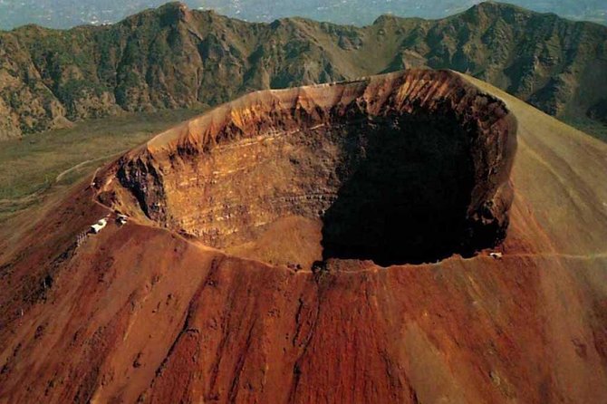 Amalfi Coast: Pompei & Vesuvius Small Group With Skip the Line Tickets - Climbing Mt. Vesuvius