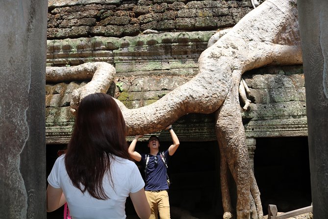 Angkor Wat Highilights and Tonle Sap Lake Private Tour - Scenic Cruise Highlights