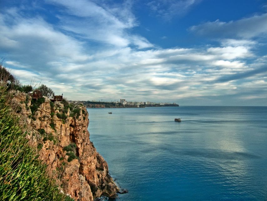 Antalya: Relax Boat Trip With Lunch to the Duden Waterfall - Lunch Menu Details