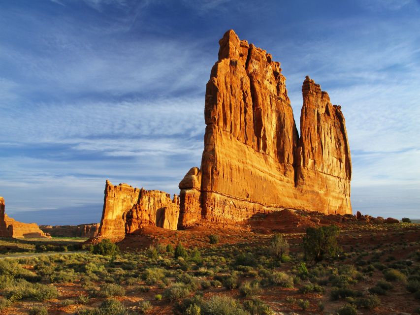 Arches National Park: Driving Tour With Audio Guide - Exploring the Fiery Furnace