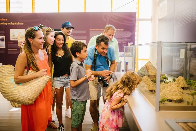 Aruba Downtown Historic and Cultural Walking Tour - Insider Tips for Eating and Drinking