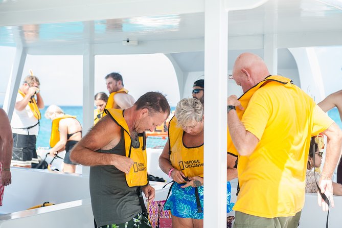 Aruba Morning Snorkel Sail and Mimosa Brunch - Crew and Service Quality