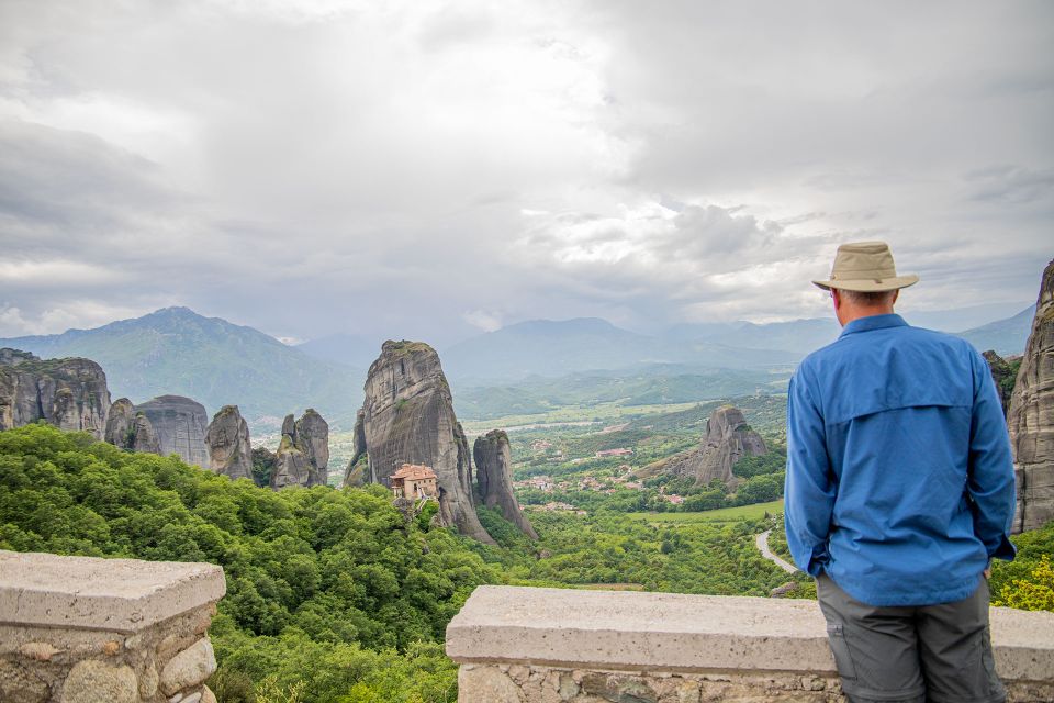 Athens to Meteora: Monasteries & Hidden Caves Bus Tour - Customer Reviews