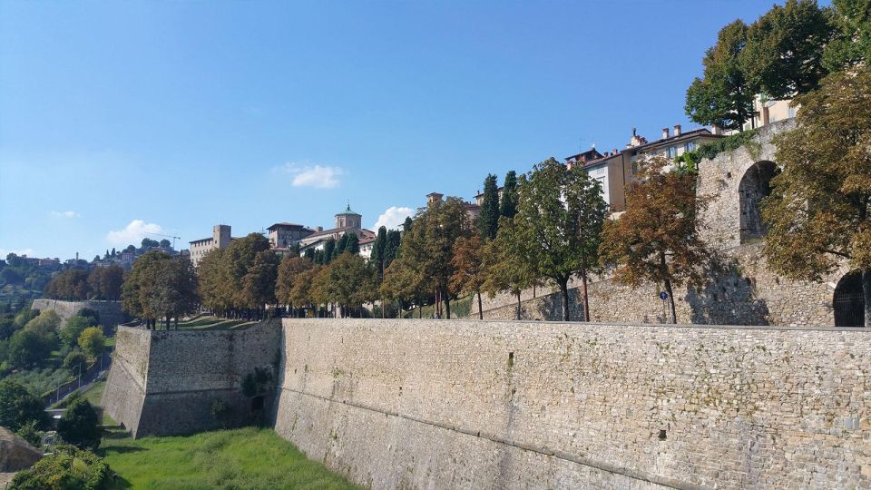 Bergamo Audioguide - Travelmate App for Your Smartphone - App Download Instructions