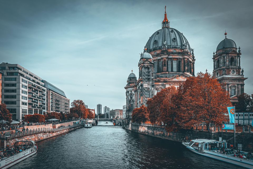 Berlin: Tour With Private Guide - Inclusions and Exclusions