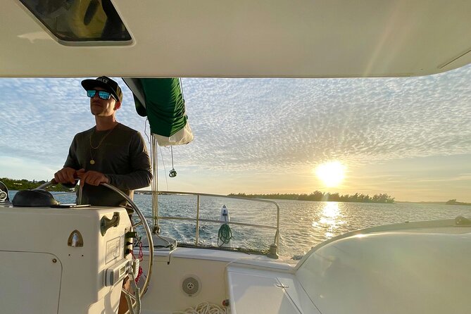 Bermuda Private Catamaran:Snorkeling, Shipwrecks & Cliff Jumping - Family-Friendly Activities