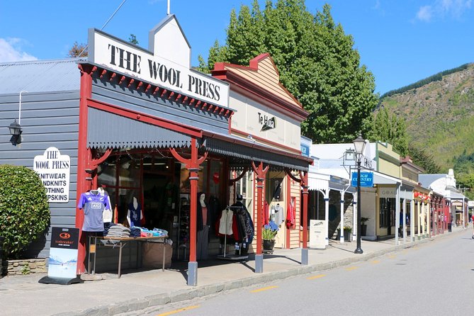 Best of Queenstown Sightseeing Tour - Wine and Cheese Tasting