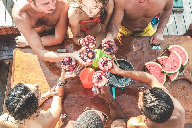 Blue Lagoon/Trogir/ŠOlta Boat Excursion With Lunch - Accessibility Information