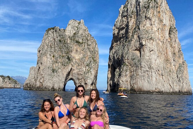 Boat Tour of the Caves on the Island of Capri - Boat Tour Experience