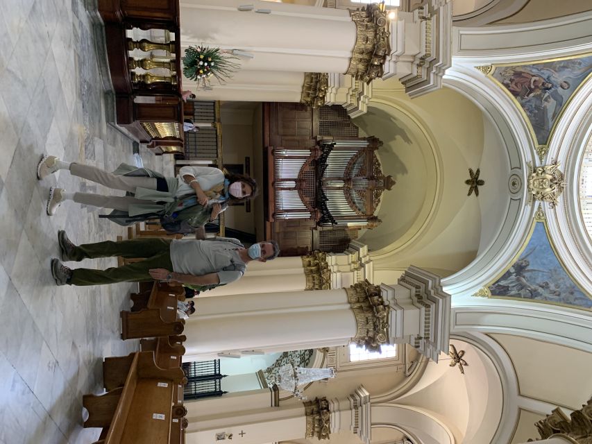 Bogotá: the Candelaria Historical Walking Tour With Snacks - Food and Drink Experiences