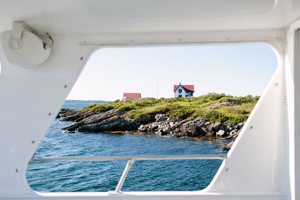 Boothbay Harbor Cruise: Lighthouses, Lobster Haul, and Seals - Learning About Lobster Trap Hauls