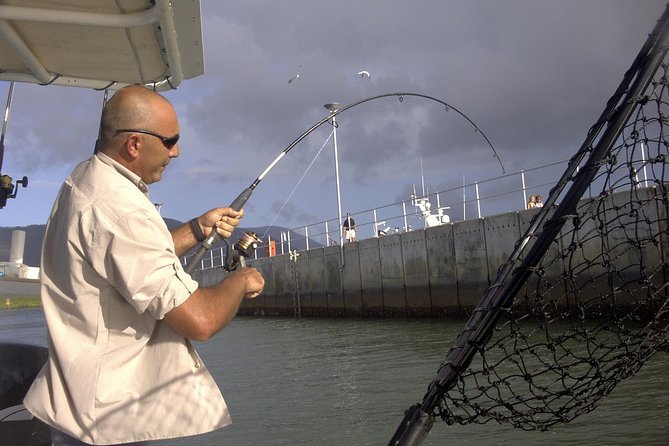 Cairns Estuary Fishing - Wildlife Encounter Opportunities