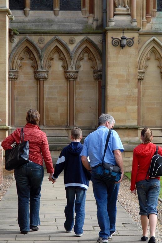 Cambridge: English Local Guided Walking Tour - Frequently Asked Questions