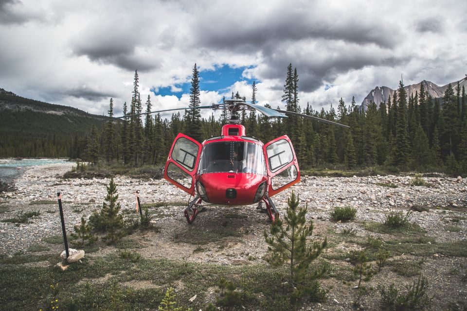 Canadian Rockies Combo: Helicopter Tour and Horseback Ride - Picnic Lunch and Refreshments