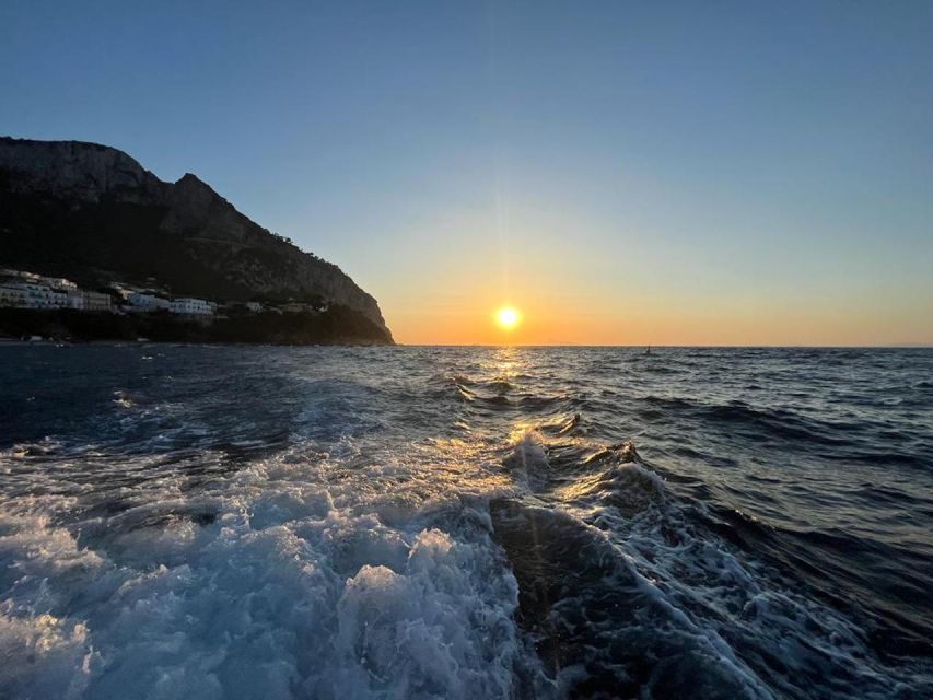 Capri: Private Guided Cruise & Island Highlights at Sunset - Important Information