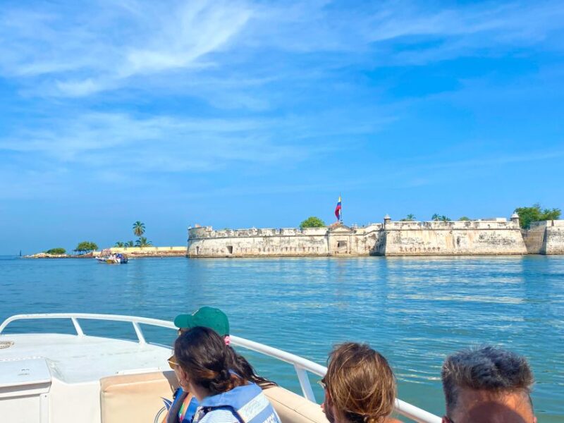 Cartagena: 5-Island Trip by Boat With Lunch and Snorkeling - Lunch Options