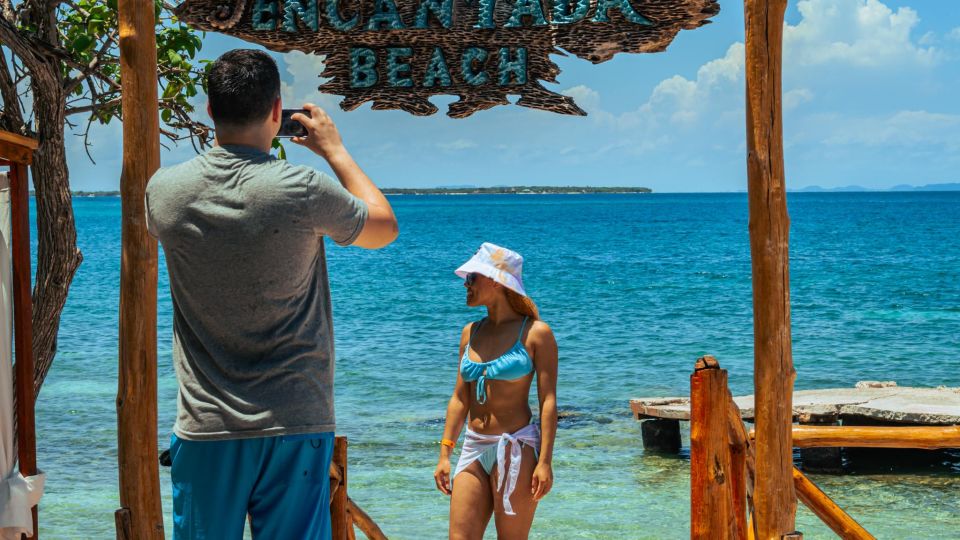 Cartagena: Full-Day Boat Trip to 5 Rosario Islands - Location and Accessibility