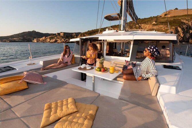 CATAMARAN Kleftiko Poliegos & Round of Milos Lunch With Open Bar - Meeting and Pickup Details