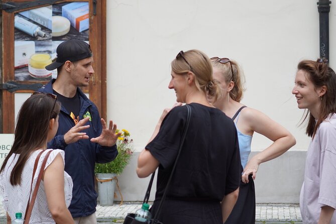 Charles Bridge: River Boat Cruise & Guided Tour ️with PragueWay - Group Size Limitations