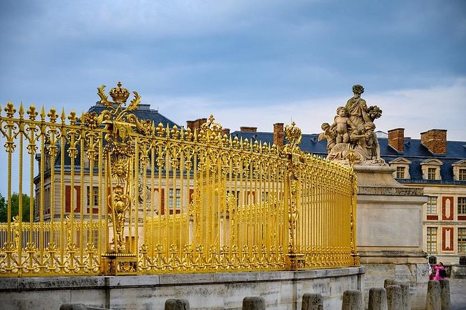 Château of Versailles and Marie Antoinettes Petit Trianon Private Tour - History of the Château
