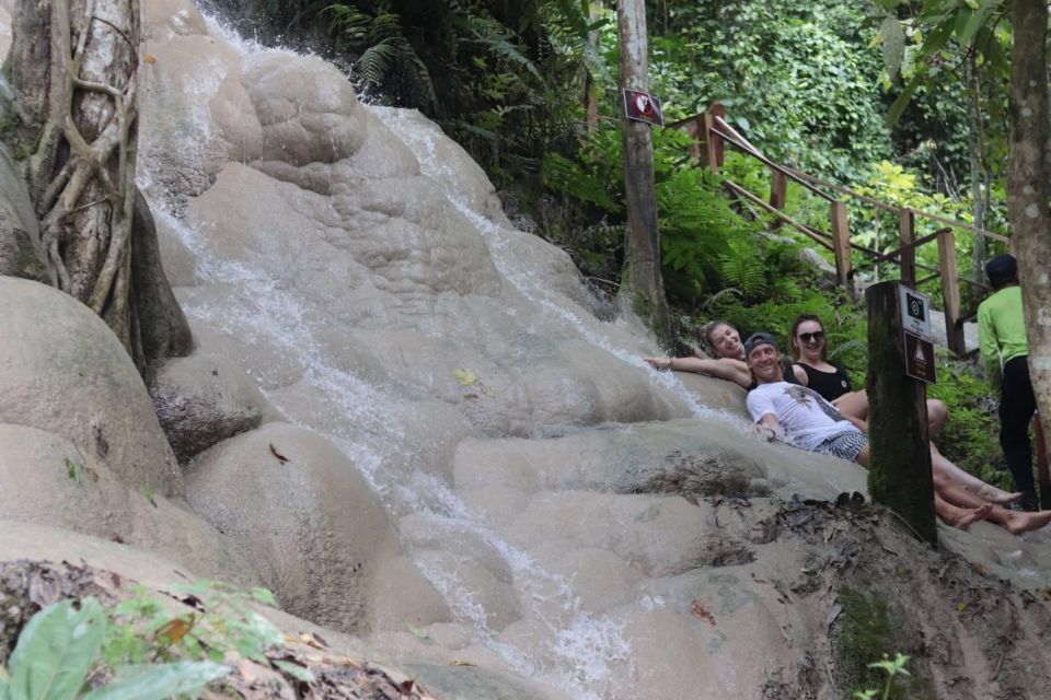 Chiang Dao Cave, Sticky Waterfall, Baan Den Temple Private - Sticky Waterfall Climbing