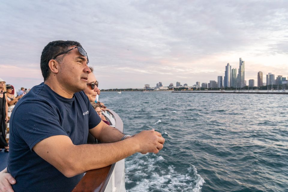 Chicago: 1.5-Hour Scenic Sunset Lake Cruise - Chicago Lock Passage