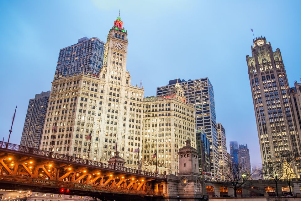 Chicago: Self-Guided Audio Walking Tour - Key Stops and Landmarks