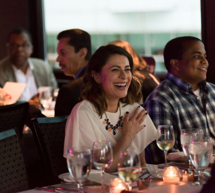 Chicago: Thanksgiving Gourmet Lunch Cruise on Chicago River - Outdoor Deck Smoking Policy