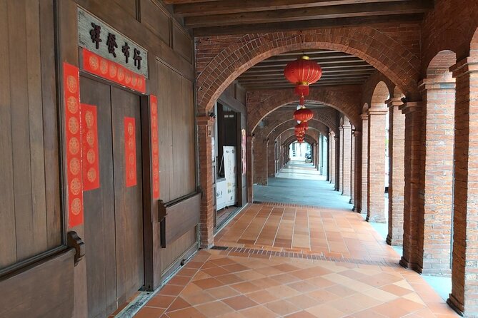 Classic Taipei Landmarks Day Tour - Customer Experiences and Reviews
