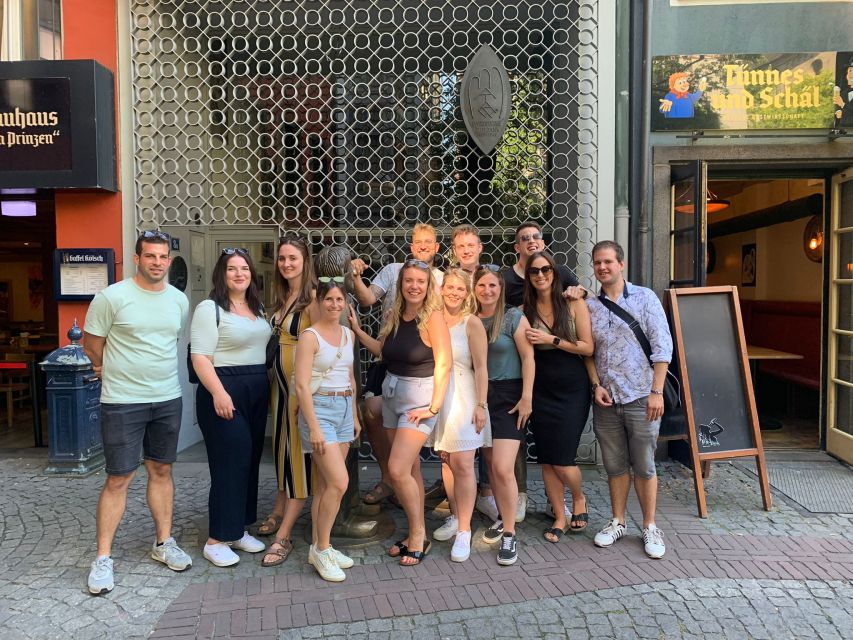 Cologne: Old Town Walking Tour Inkl Brewery Visit - Meeting Point and Accessibility