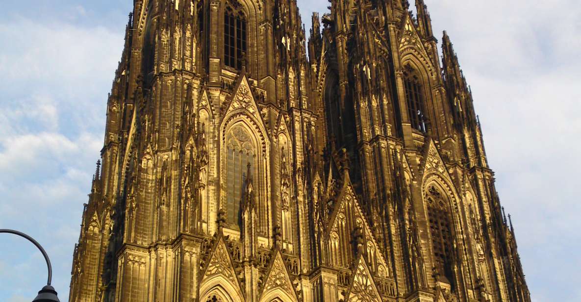 Cologne Walking Tour With a Visit to World Famous Cathedral - Meeting Information