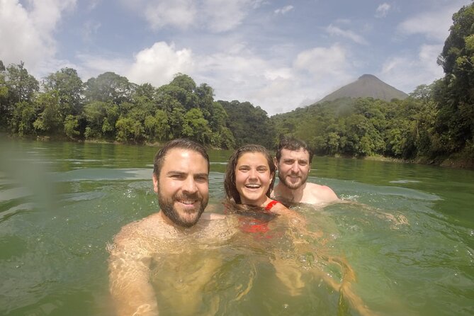 Combo La Fortuna Waterfall Arenal Volcano & Mistico Hanging Bridges - Essential Packing Tips