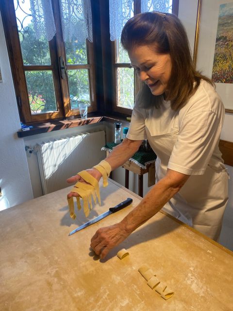 Cooking Class at Villa Toscana Near Cortona - Taking in Tuscan Atmosphere