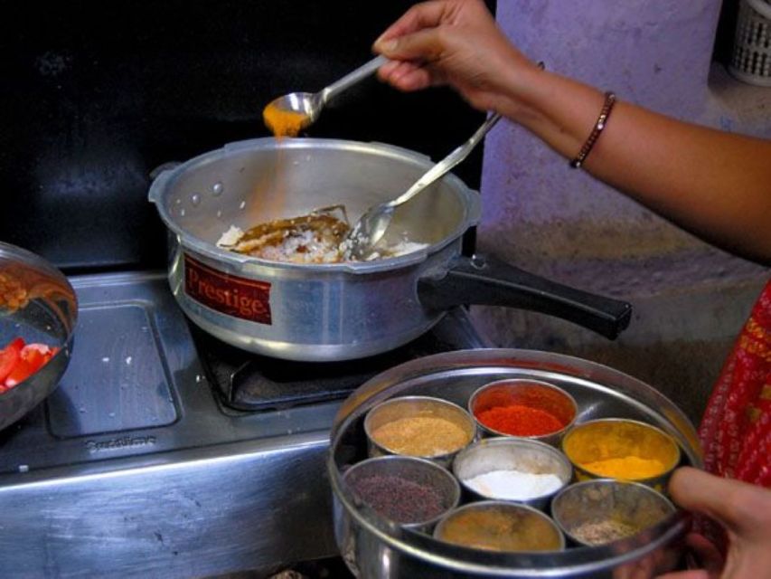 Cooking Class Tour With the Local Family of Jaipur. - Transportation Details